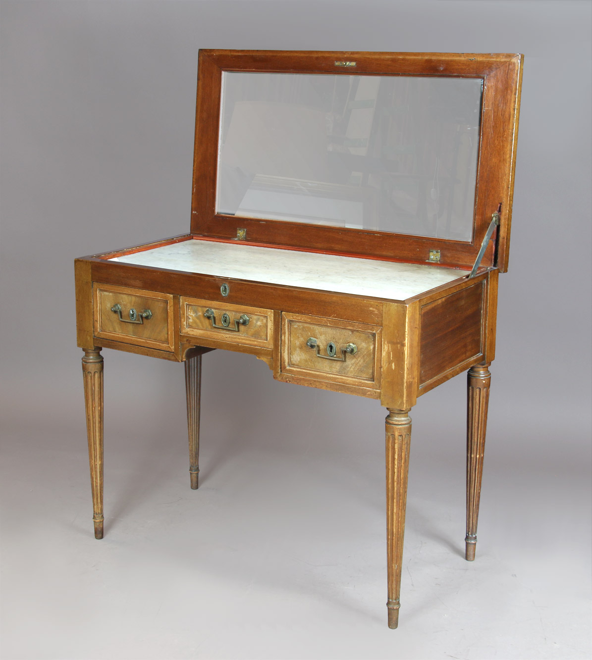 MESA TOILETTE DE ESTILO LUIS XVI. MESA TOILETTE DE ESTILO LUIS XVI.