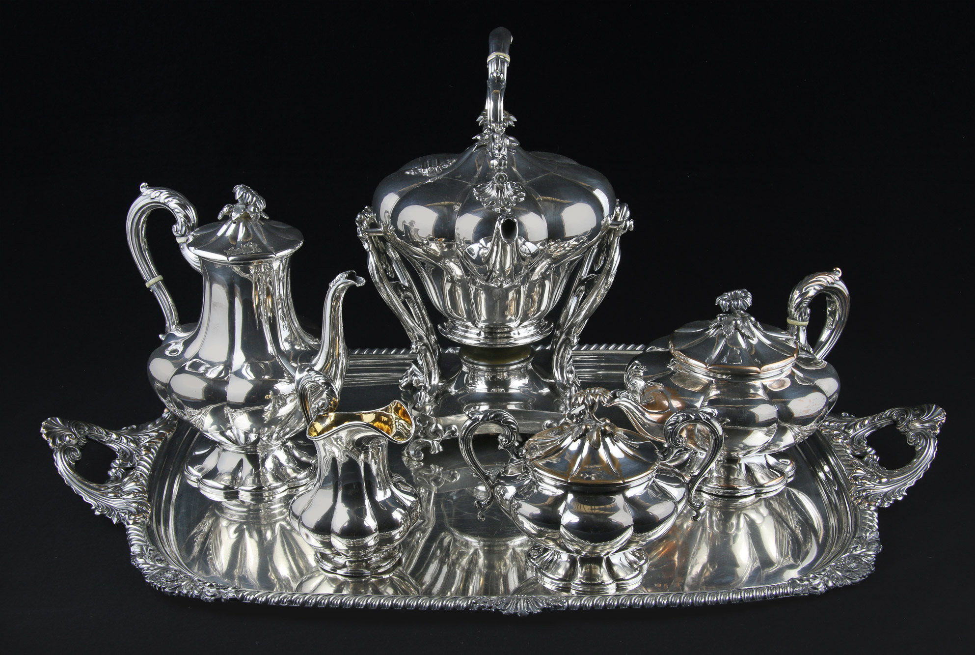  JUEGO DE METAL INGLES PLATEADO PARA TE Y CAFE.