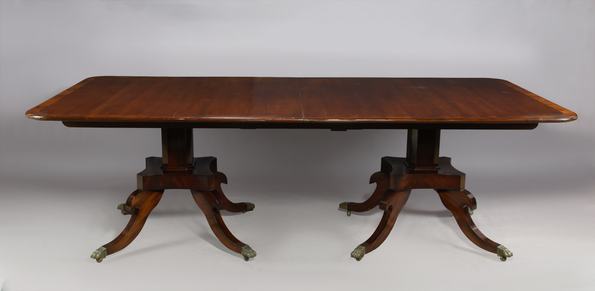 MESA ESTILO INGLES DE DOS PEDESTALES PARA COMEDOR. MESA ESTILO INGLES DE DOS PEDESTALES PARA COMEDOR.