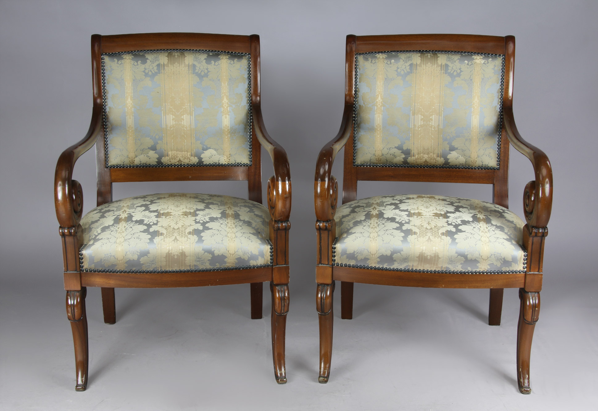  PAR DE SILLONES DE ESTILO FRANCES DIRECTORIO. 