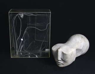 Lotes 591 y 592: 
																		GONZALEZ, Mónica: 'SIN TITULO' 
																		BRICALLI, Roberto: 'STUDIO'