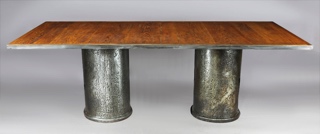 Lote 240: MESA RECTANGULAR DE LINEA MODERNA PARA COMEDOR.  MESA RECTANGULAR DE LINEA MODERNA PARA COMEDOR. 