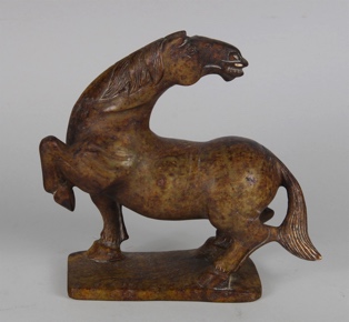 Lote 661: ANTIGUA ESCULTURA CHINA 'CABALLO' EN PIEDRA.  ANTIGUA ESCULTURA CHINA 'CABALLO' EN PIEDRA. 