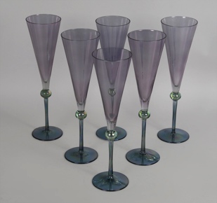 Lote 765: DOCE COPAS DE VIDRIO DE MURANO PARA CHAMPAGNE. DOCE COPAS DE VIDRIO DE MURANO PARA CHAMPAGNE.