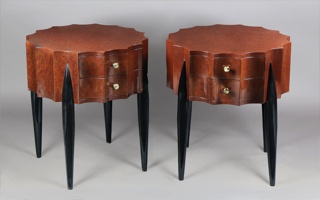 Lote 259: PAR DE MESAS BAJAS ESTILO ART DECO.  PAR DE MESAS BAJAS ESTILO ART DECO. 