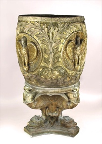 Lote 639: GRAN MACETERO ITALIANO DE CERAMICA MANUFACTURA DE SIENA.   GRAN MACETERO ITALIANO DE CERAMICA MANUFACTURA DE SIENA.  