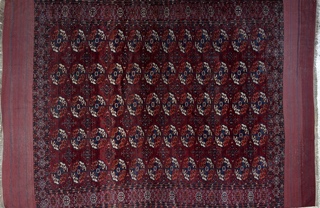 Lote 448: ALFOMBRA RUSA BOUCKARA DE LANA TEJIDA A MANO.  ALFOMBRA RUSA BOUCKARA DE LANA TEJIDA A MANO. 